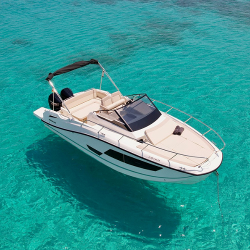speedboats